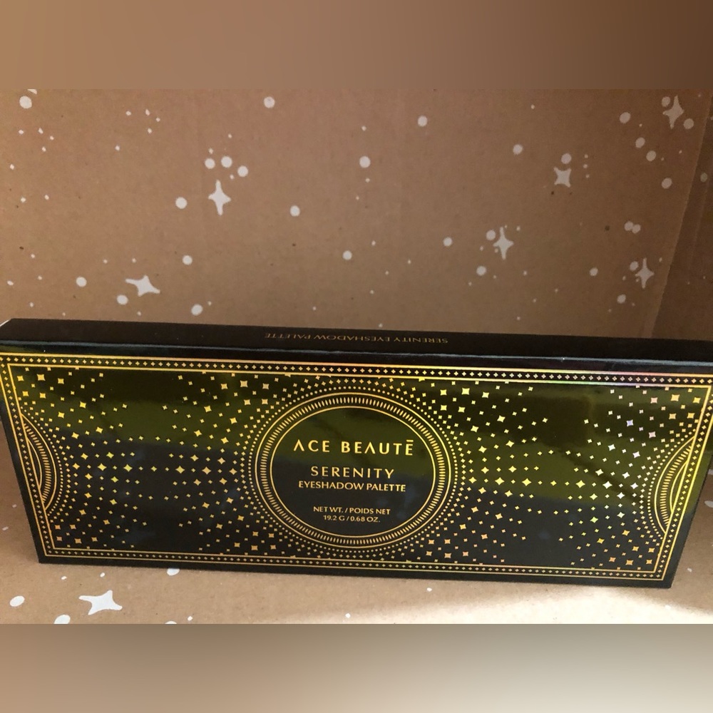 Ace Beaute Eyeshadow Palette.